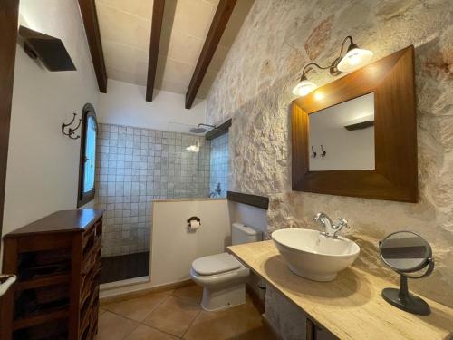 Ένα μπάνιο στο Villa Noray Cala Morell