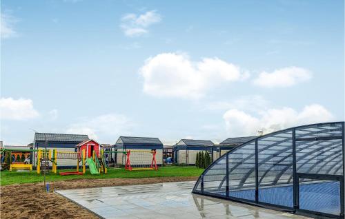 Gorgeous Apartment In Jezierzany