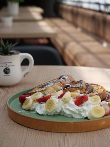 Jídlo v hotelu nebo okolí