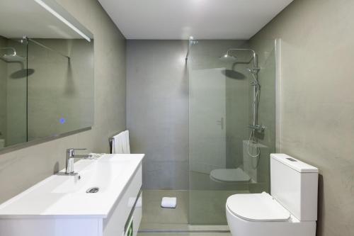 Kúpeľňa v ubytovaní Penthouse Praia de Olinda - Minho's Guest