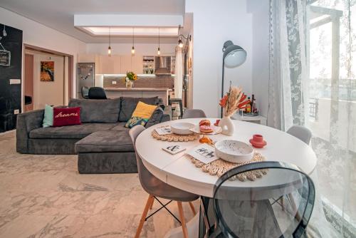 Loft style apartment near the Old Town