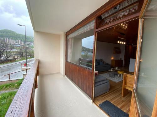 Photo de la galerie de l'établissement Appartement Cosy et convivial au pied des pistes., à Orcières