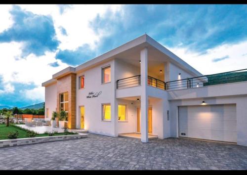 Villa White Pearl in Slivno