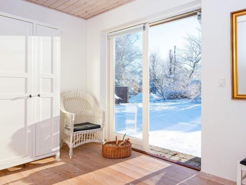 Gallery image of 10 person holiday home in Glesborg in Fjellerup