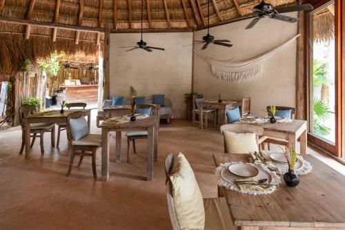 Restaurace v ubytování Encantada Tulum
