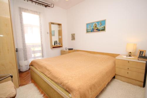 Apartments by the sea Pag - 6290