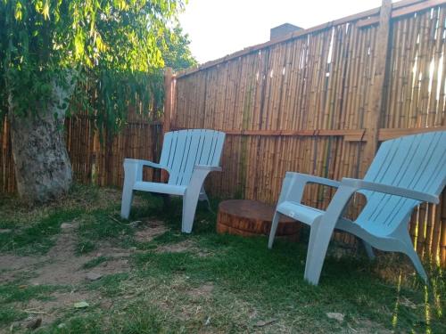 Imagen de la galería de Monoambiente completo con 2 patios y parrilla., en Ostende