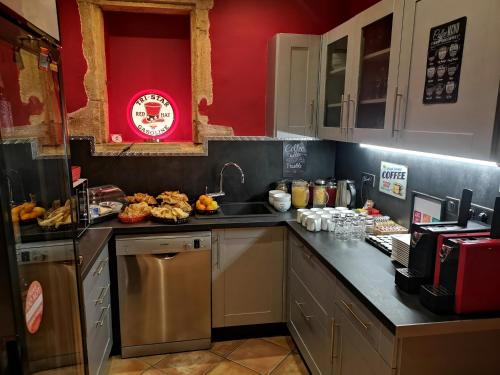 Η κουζίνα ή μικρή κουζίνα στο L'ETAP'CORTELINE