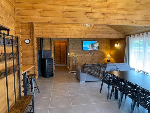 Photo de la galerie de l'établissement LA CABANE A INGALLS, à Aoste