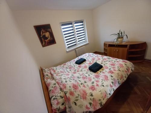 Tempat tidur dalam kamar di Autentic