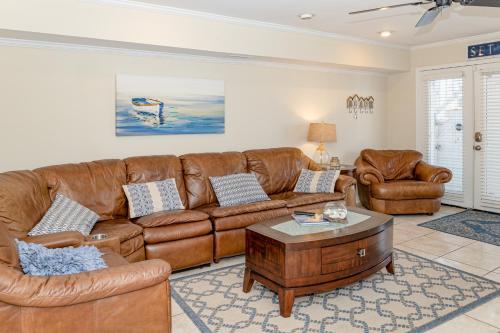 Seaview Duplex 6 & 7 – Photos 2