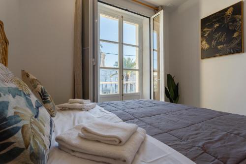 SERENISSIMA Apartment by Cadiz4Rentals