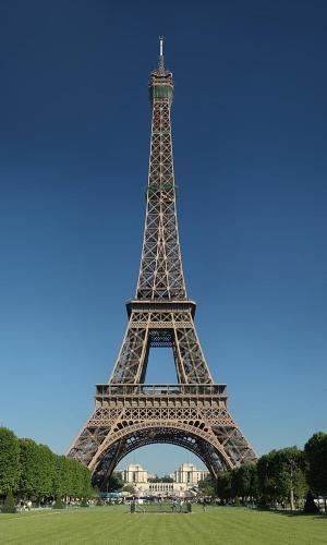 Entre Tour Eiffel et Disney Apart , parking double privé,5 mn de Paris