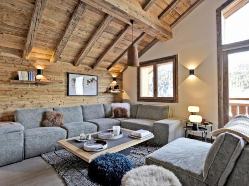 Charmant Triplex aux Allues avec Cheminée et Concierge - FR-1-613-80