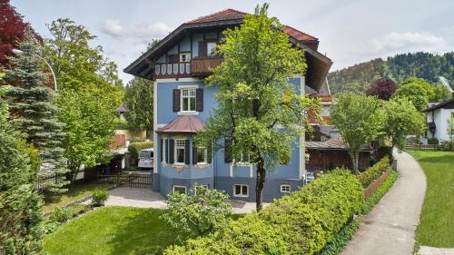 Το κτήριο όπου στεγάζεται  το διαμέρισμα