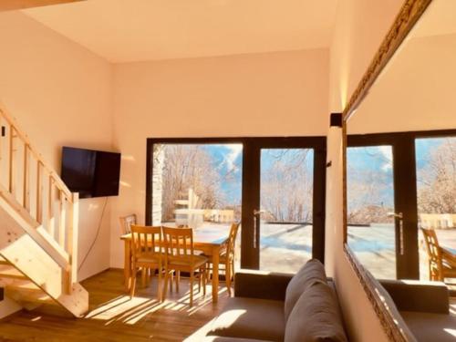 Gallery image of Chic small new apartment up to 4 people, Pets allowed in Lens