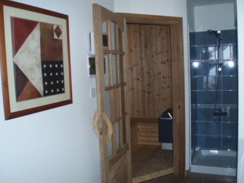 Un baño de Sun Set Suite Villa