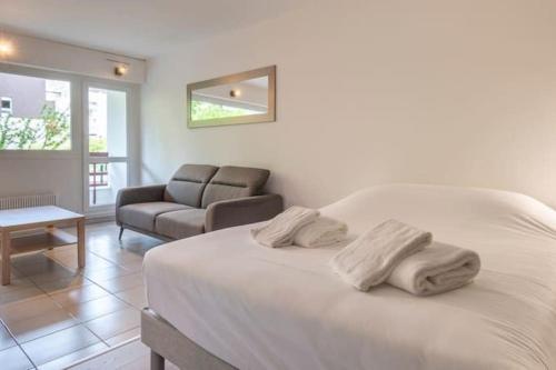 joli appartement avec balcon proximité lac
