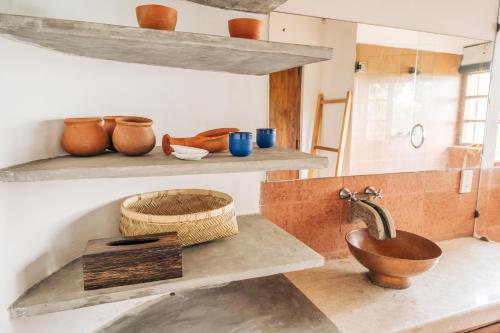 Gallery image of Sānti Beach House with pool & beach in Weligama