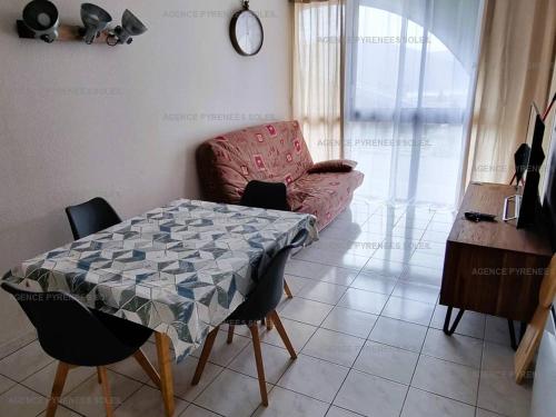 Appartement Les Angles, 2 pièces, 4 personnes - FR-1-295-186