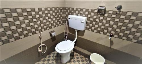 Phòng tắm tại Riya Home Stay Munnar