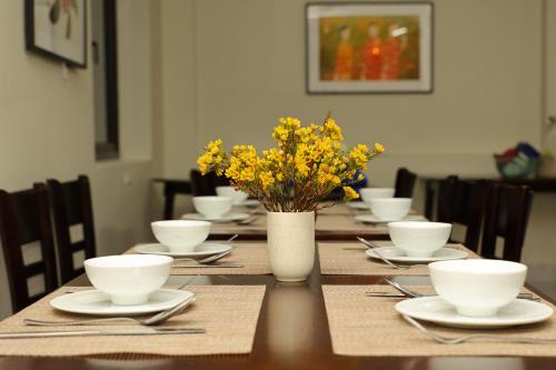 En restaurant eller et andet spisested på Lalita Tam Coc Resort & Spa