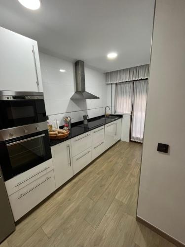 Η κουζίνα ή μικρή κουζίνα στο Apartamento en Ajo, Cantabria