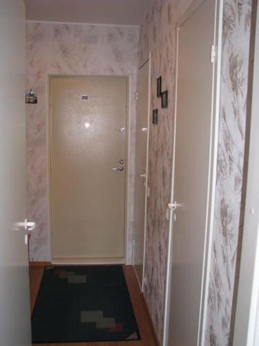 Bany a Cozy 2-room studio