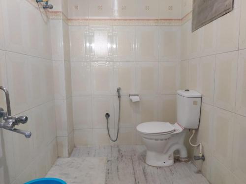 Koupelna v ubytování Roshini Serviced Apartments