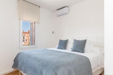 Idyllic apartment in BCN beach