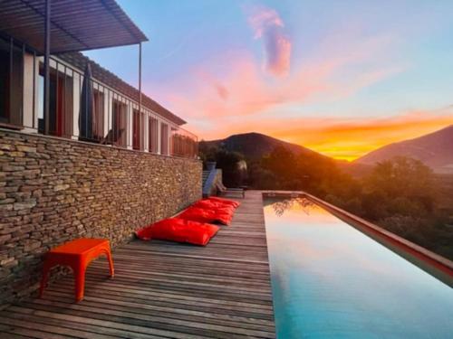 DELUXE VILLA ASTERISK at MONT VENTOUX