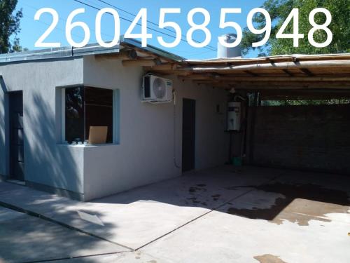 Tòa nhà nơi căn hộ tọa lạc