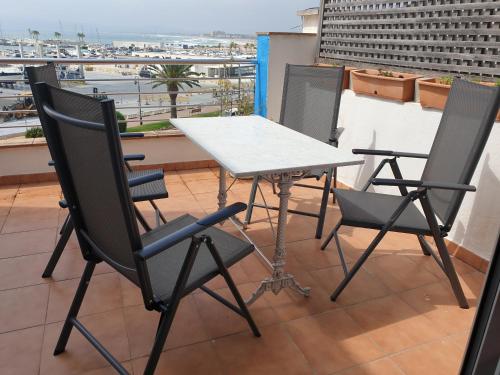 Ban công/sân hiên tại L'Estartit, àtic amb terrassa primera línia