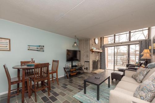 306C One Bedroom One Bath – Photos 4