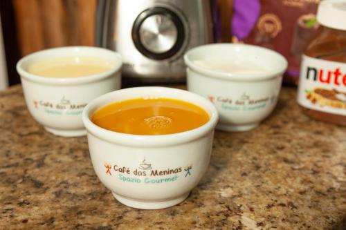 Kaffee-/Teezubehör in der Unterkunft Pousada das Meninas