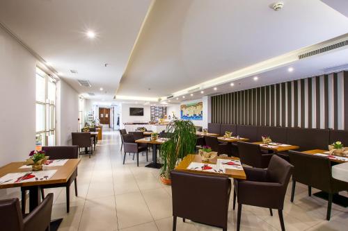 Restaurace v ubytování Calma Luxury Rooms