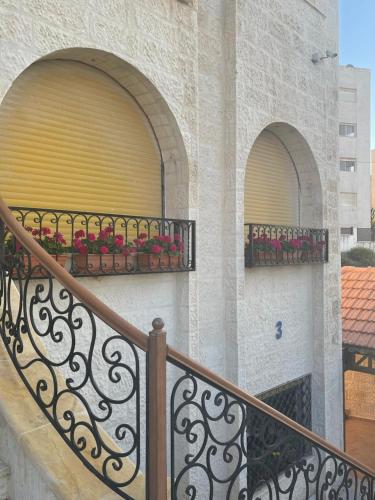 Φωτογραφία από το άλμπουμ του Beautifull Rooftop with an Amazing Terrace View στο Αμμάν