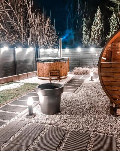 Zahrada ubytování Apartamenty koło Szczyrku A&S Spa - basen, jacuzzi, sauna