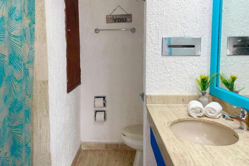 Koupelna v ubytování Renovated Studio in Cancun Beach at the Hotel Zone