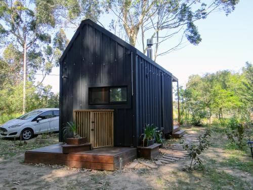 Το κτήριο όπου στεγάζεται  η παραθεριστική κατοικία