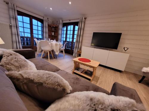 Appartement rénové, calme, proche centre, parking, Wifi inclus