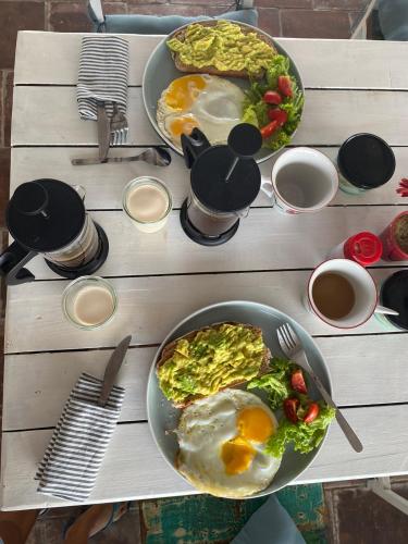 Jídlo v hotelu nebo okolí