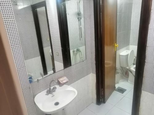 Koupelna v ubytování Gardenia Hotel