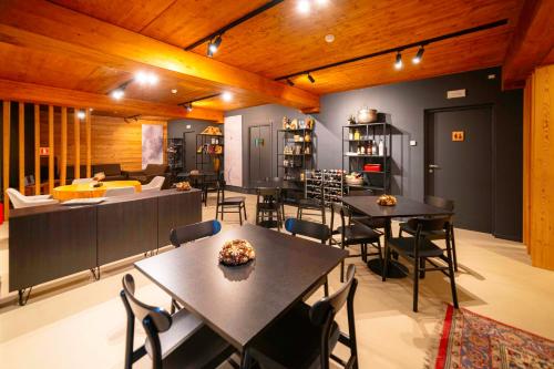 Гостиная зона в Alta Luce Mountain Lodge