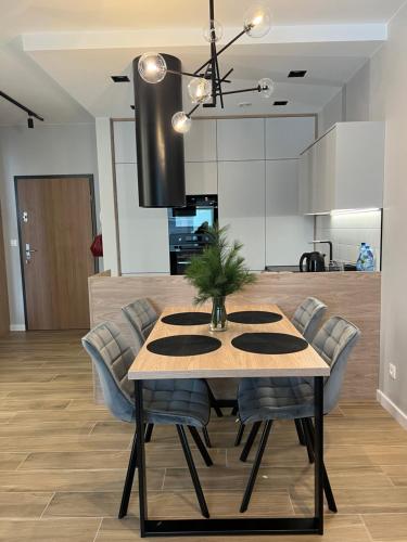 Η κουζίνα ή μικρή κουζίνα στο Apartamentowiec Opole