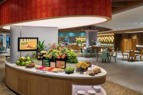 Mad på resortet eller i nærheden