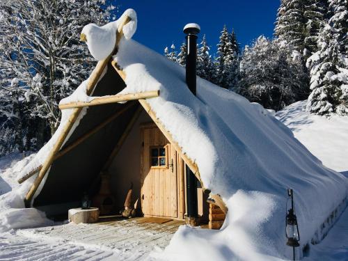 L'établissement Altipik - Lodges Insolites en hiver