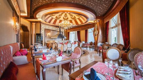 Χώρος καθιστικού στο J'adore Deluxe Hotel & Spa Ultra All Inclusive