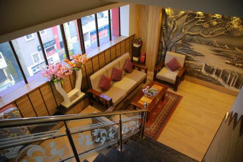 Ruang duduk di MGS RESIDENCY BODI