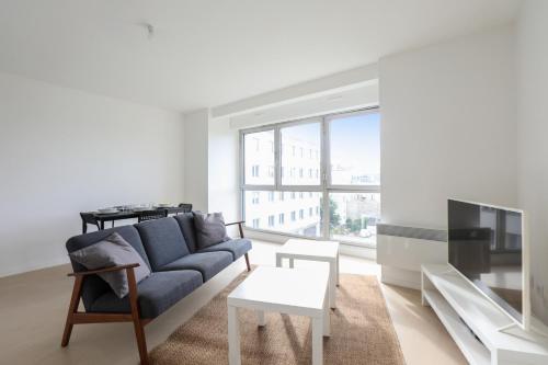 พื้นที่นั่งเล่นของ Spacious and calm apartment in Montrouge - Welkeys